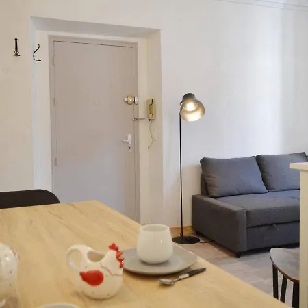 Апартаменты Cosy A 2 Min De La Et Des Commerces - Vieil - Fr-1-252-143 Антиб