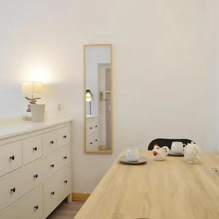 Apartment Studio Cosy A 2 Min De La Plage Et Des Commerces - Vieil - Fr-1-252-143 Antibes